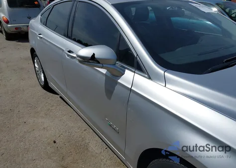 2015 Ford Fusion Energi Se Luxury из США, поврежденный, VIN 3FA6P0PU7FR170661